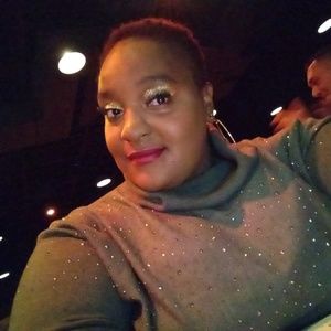 Meet your Posher, Acacia